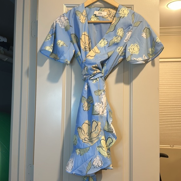 Front Wrap Dress in Unfolding Blooms - Love Bonito Small - Picture 4 of 8